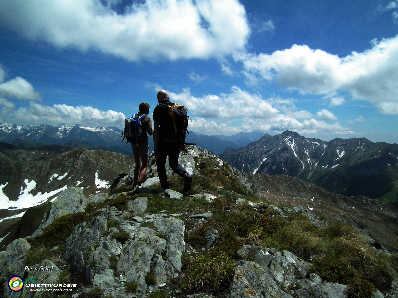 78 per cresta rientriamo a Cima di Lemma.JPG